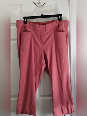 Lane Bryant The Allie Pink Stretchy Capris (A1)